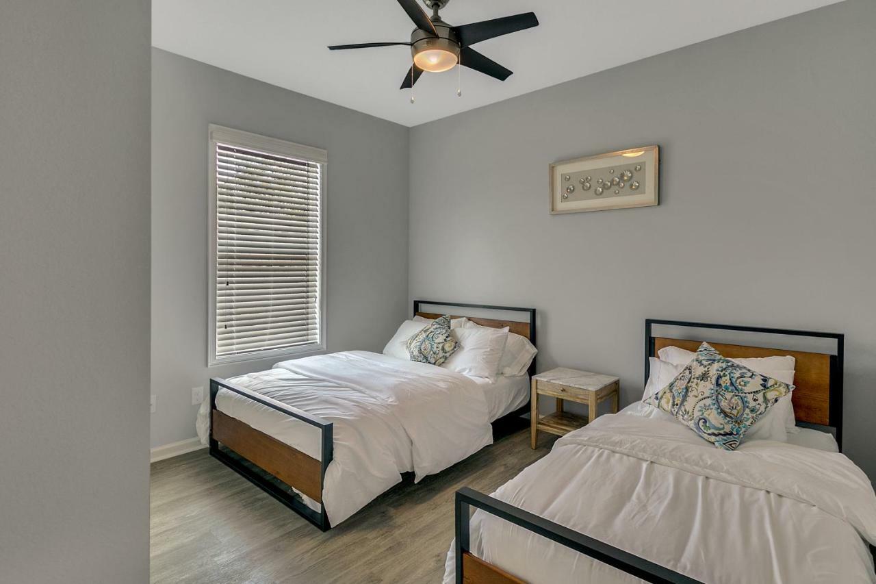 New 3/2 Duplex Minutes From Heart Of Tampa -Unit B 아파트 외부 사진